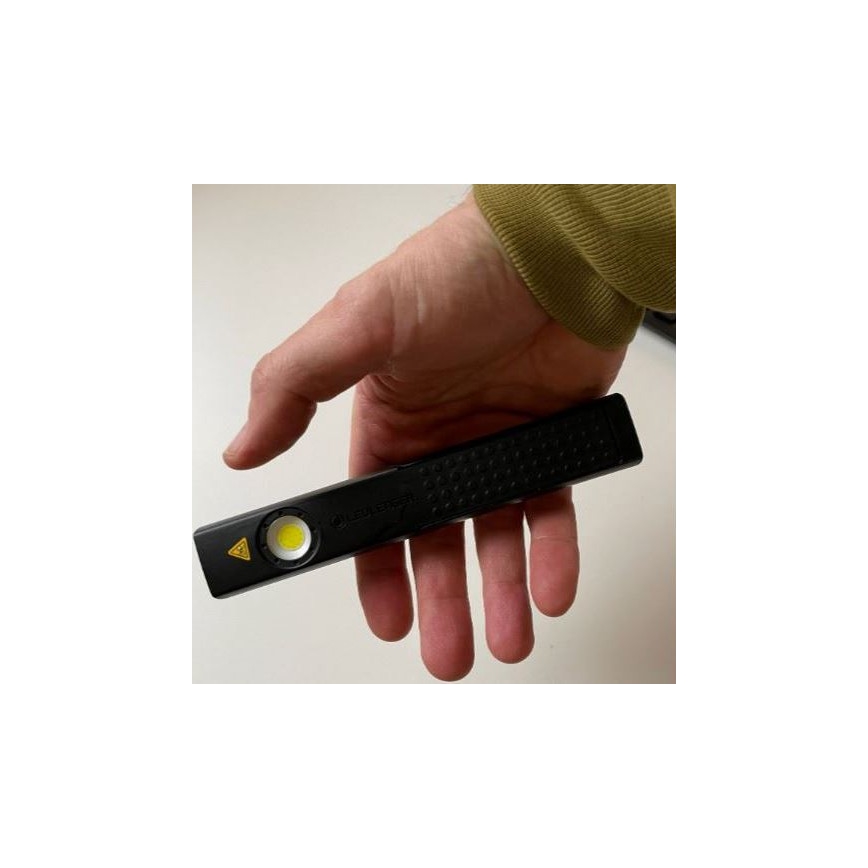 Ledlenser W4R - Ρυθμιζόμενος επαναφορτιζόμενος φακός εργασίας LED, 760 mAh, IP54, 220 lm