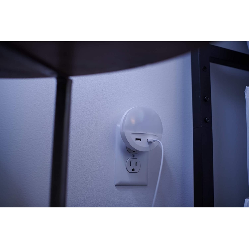 Ledvance - LED φως νυκτός σε πρίζα με αισθητήρα LUNETTA 2xUSB LED/13W/230V