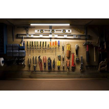 Ledvance - LED φωτιστικό κάτω ντουλάπας με αισθητήρα BATTEN LED/4W/230V 32 εκ.