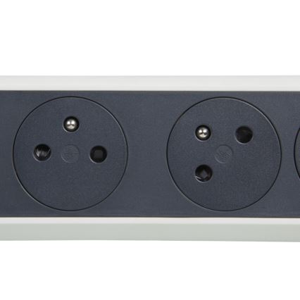 Legrand 049459 - Πολύπριζο με διακόπτη 4Z Type E 3m