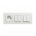 Legrand - 2x διπλός σειριακός διακόπτης αρ. 5 και οικιακή πρίζα με πλαίσιο NILOE STEP 250V λευκή