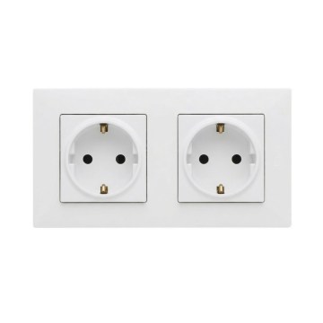 Legrand - Διπλή οικιακή πρίζα SCHUKO με πλαίσιο NILOE STEP 250V λευκή