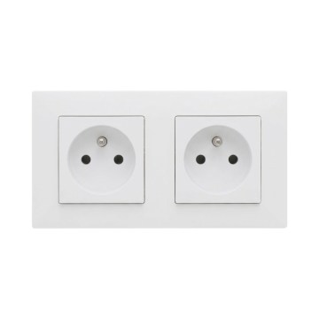 Legrand - Διπλή οικιακή πρίζα με πλαίσιο NILOE STEP 250V λευκή