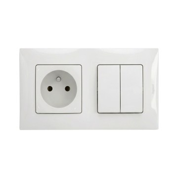 Legrand - Διπλός σειριακός διακόπτης αρ. 5 και οικιακή πρίζα με πλαίσιο NILOE 250V σε λευκό