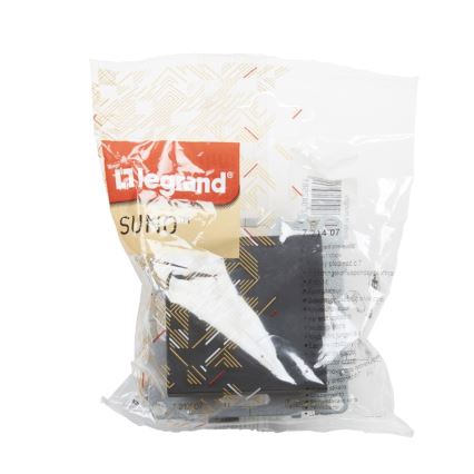 Legrand - Μονός διακόπτης χωρίς πλαίσιο αρ. 1/0 SUNO μαύρο