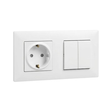 Legrand - Οικιακή πρίζα SCHUKO και διπλός σειριακός διακόπτης αρ. 5 με πλαίσιο NILOE STEP 250 V σε λευκό