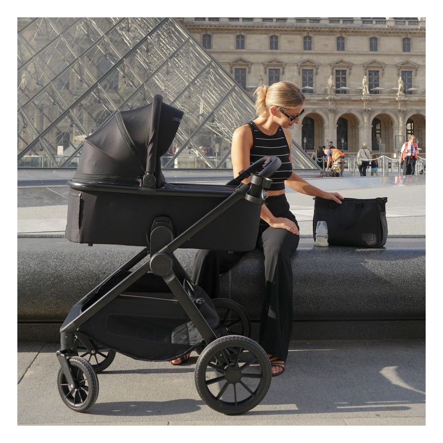 Lionelo - Συνδυαστικό παιδικό καρότσι 2-σε-1 LAYLA Black Onyx