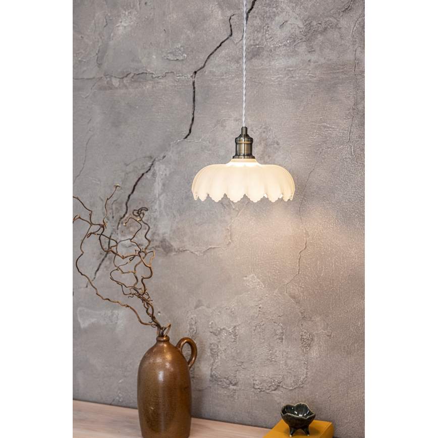 Markslöjd 108857 - Κρεμαστό φωτιστικό οροφής KURAGE 1xE27/40W/230V ορείχαλκος/λευκό
