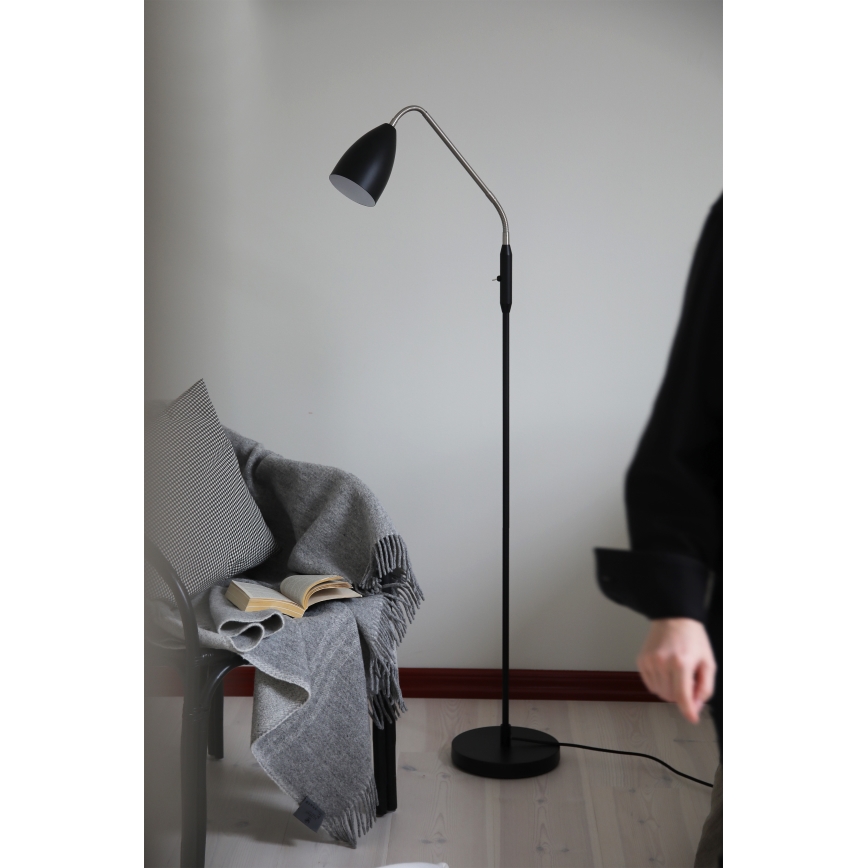 Markslöjd 108886 - Ρυθμιζόμενο LED επιδαπέδιο φωτιστικό PATRO LED/4,9W/230V CRI 90 μαύρο