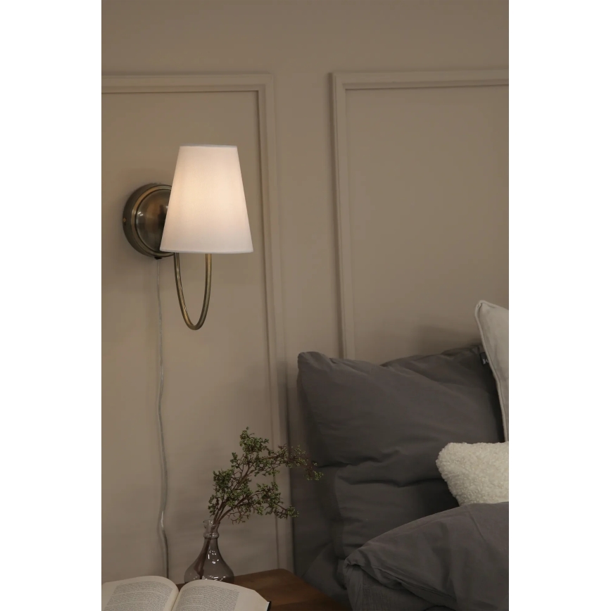Markslöjd 108908 - Επιτοίχιο φωτιστικό AMAR, 1xE14/40W/230V, λευκό/μπρούτζινο