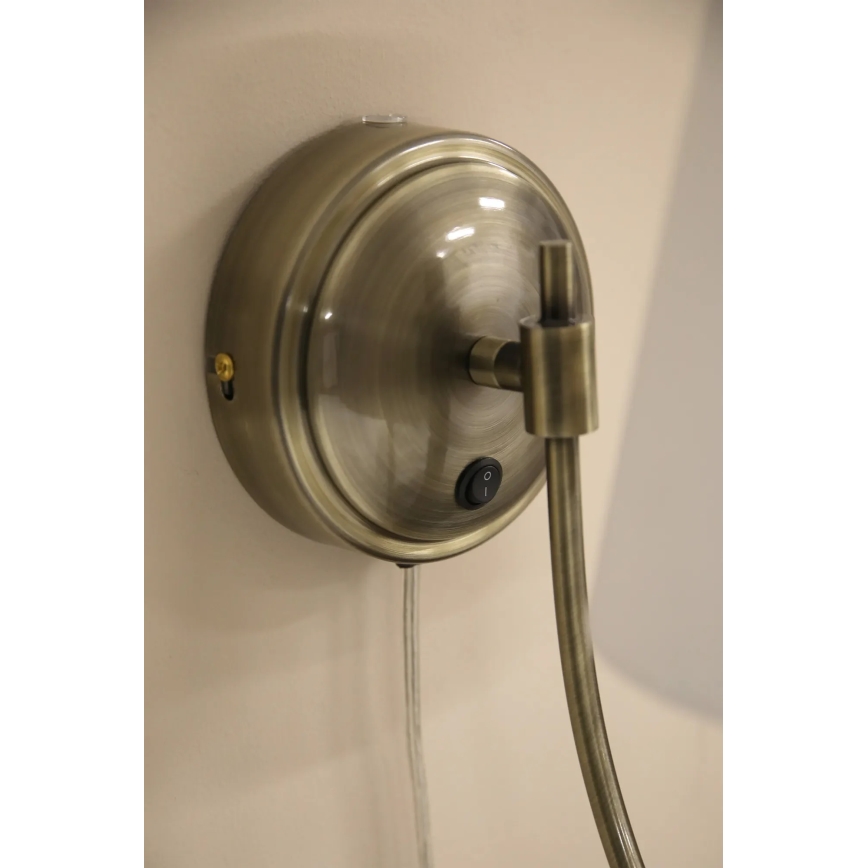 Markslöjd 108908 - Επιτοίχιο φωτιστικό AMAR, 1xE14/40W/230V, λευκό/μπρούτζινο