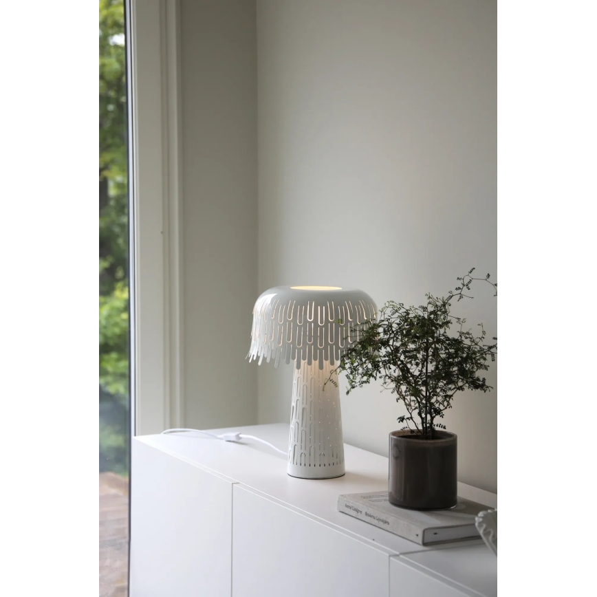 Markslöjd 109006 - Επιτραπέζιο φωτιστικό VERBERA 1xE14/40W/230V λευκό