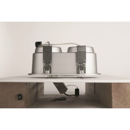 Massive 57976/48/81 - Χωνευτό φωτιστικό μπάνιου BELFAST 2xG53/35W/230V IP23