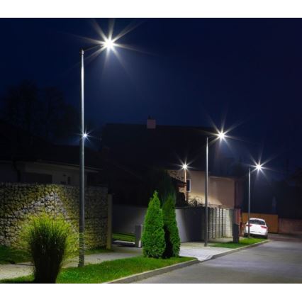 Ηλιακή LED λάμπα δρόμου με αισθητήρα STREET LED/15W/7,4V 4000K IP65 5400 mAh