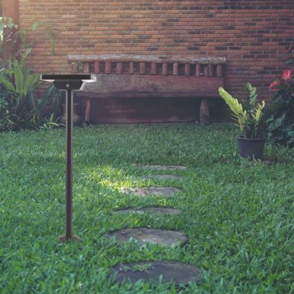 Ηλιακό φωτιστικό LED εξωτερικού χώρου 2σε1 LED/2W/3,7V IP65 3000/4000/6500K 2600 mAh