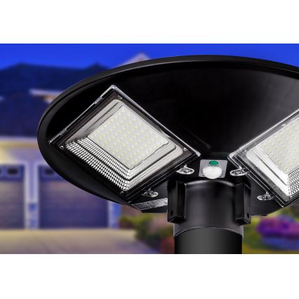 Ρυθμιζόμενη ηλιακή λάμπα δρόμου LED με αισθητήρα LED/15W/6V 11000 mAh 6500K IP65 μαύρη + τηλεχειριστήριο