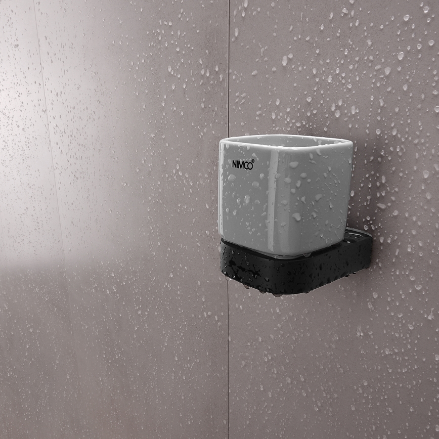 NIMCO NKC set-31K-T-90 - Επιτοίχιος διανομέας σαπουνιού, θήκη οδοντόβουρτσας και γάντζος τοίχου NIKAU 320 mm λευκό/ματ μαύρο