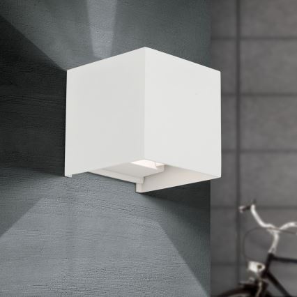 Επιτοίχιο φωτιστικό εξωτερικού χώρου LED CUBE 2xLED/3W/230V IP54 λευκό