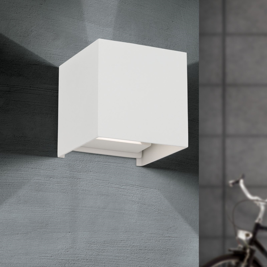 Επιτοίχιο φωτιστικό εξωτερικού χώρου LED CUBE 2xLED/3W/230V IP54 λευκό