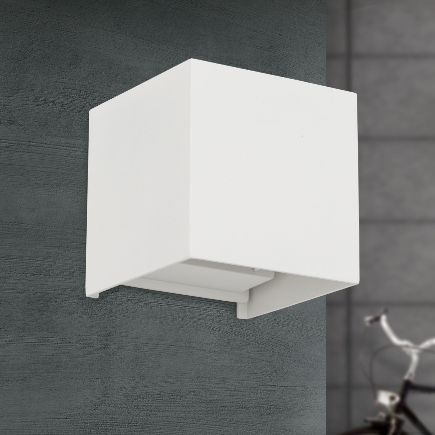 Επιτοίχιο φωτιστικό εξωτερικού χώρου LED CUBE 2xLED/3W/230V IP54 λευκό
