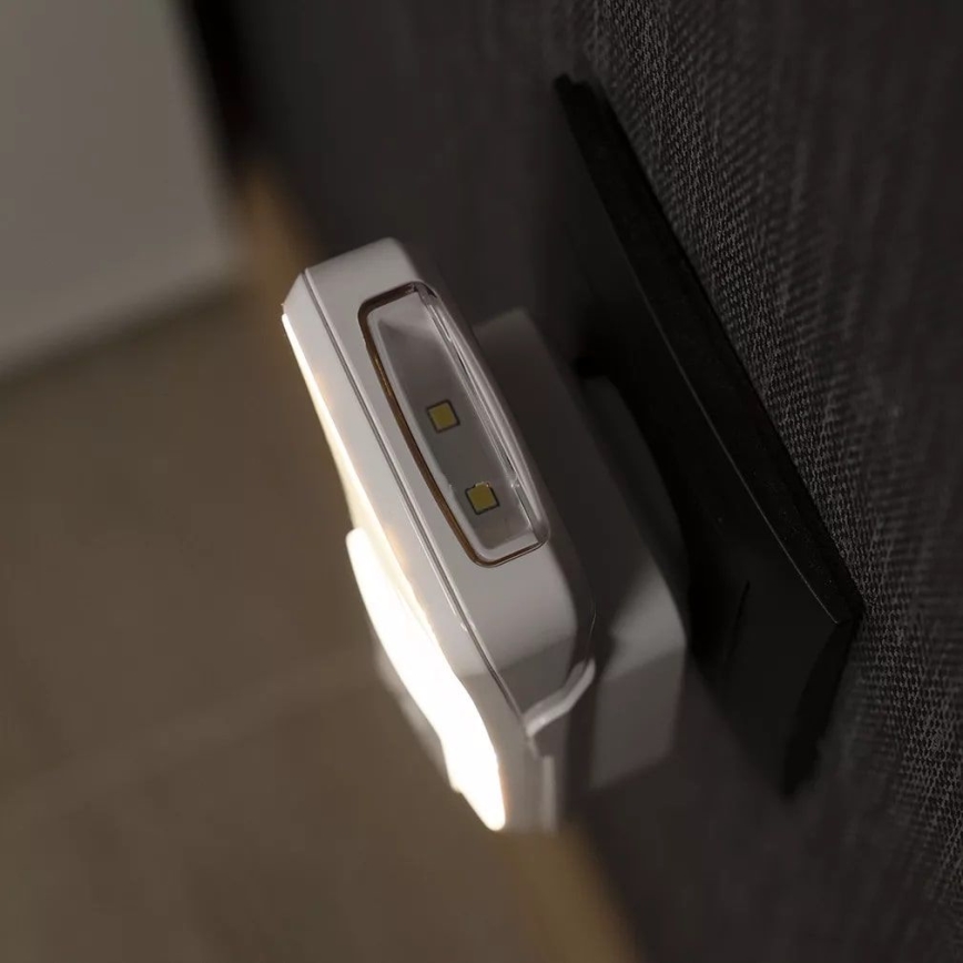 Osram - LED νυχτερινό φωτιστικό για σύνδεση στην πρίζα με αισθητήρα LUNETTA LED/2W/230V