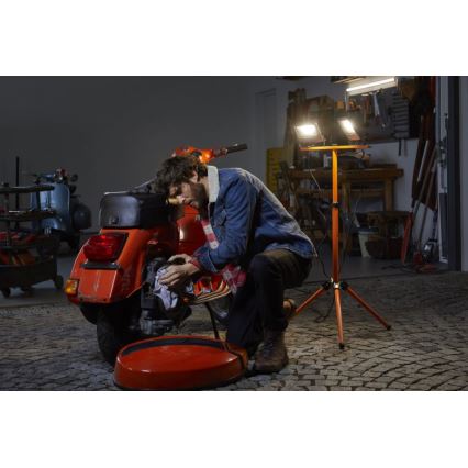 Osram - Προβολέας LED με τρίποδο TRIPOD 2xLED/30W/230V IP65