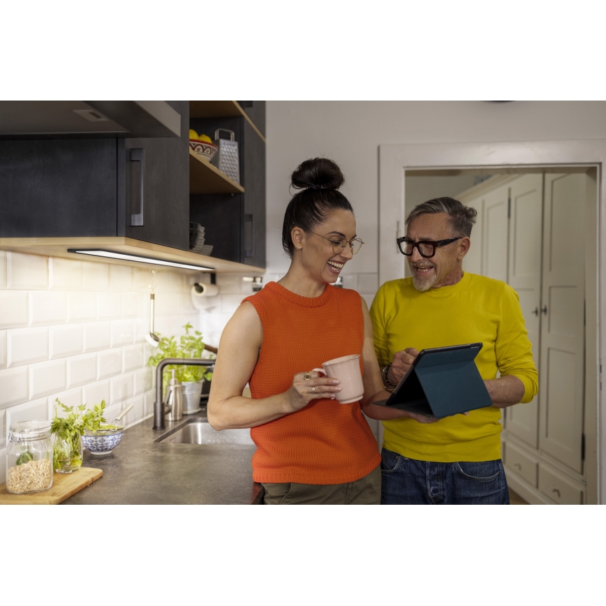 Osram - LED ρυθμιζόμενο φωτιστικό κάτω ντουλαπιού με αισθητήρα κίνησης UNDERCABINET LED/5W/230V 3000/4000/6500K 10x30 cm μαύρο