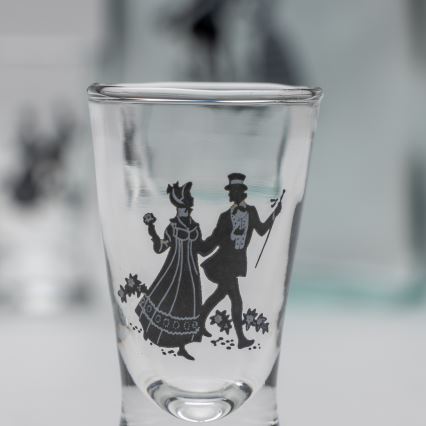 Σετ 1x γυάλινο μπουκάλι και 2x ποτήρια για σφηνάκια διάφανα με μοτίβο χορού