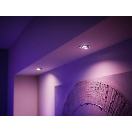 Σετ 4 τεμ. LED RGBW ρυθμιζόμενη λάμπα Philips Hue WHITE AND COLOR AMBIANCE GU5,3/MR16/6,3W/12V 2000-6500K