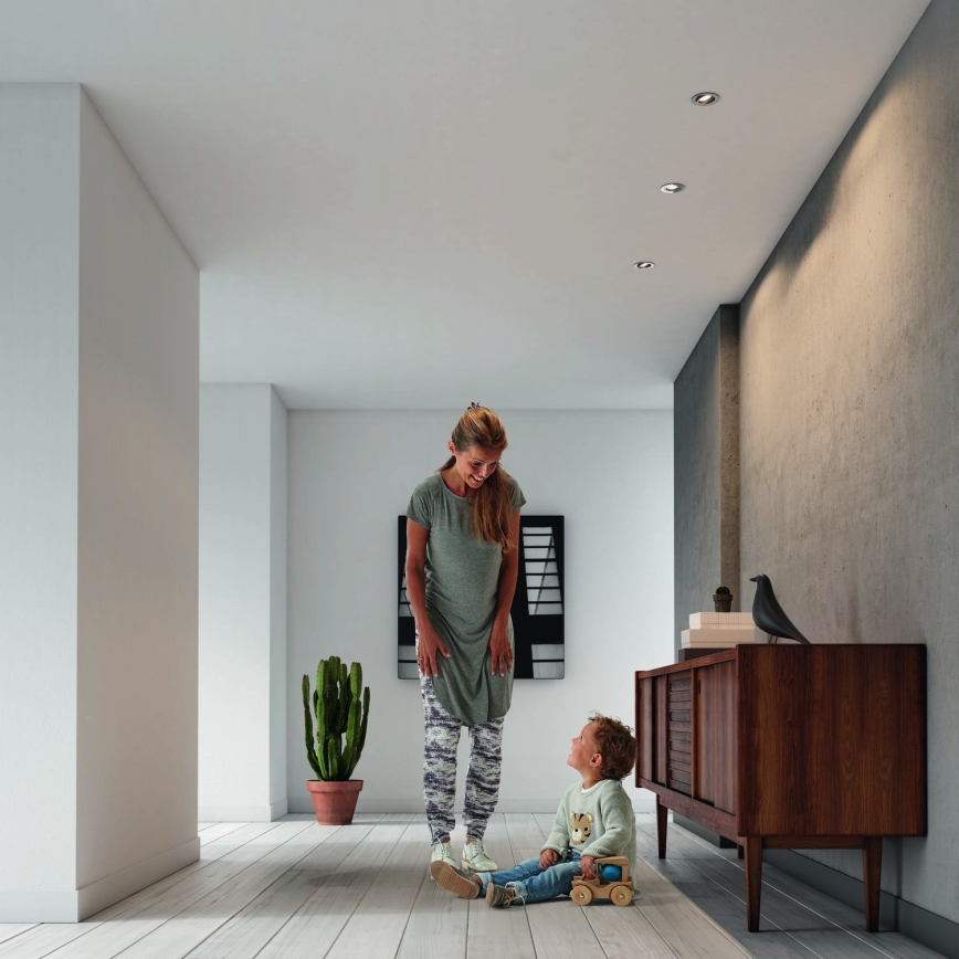 Philips - Σετ 3x LED RGBW ρυθμιζόμενα εντοιχισμένα φωτιστικά 1xGU10/4,8W/230V γυαλιστερό χρώμιο + τηλεχειριστήριο