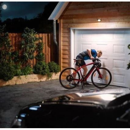 Philips - Προβολέας LED με αισθητήρα DECOFLOOD LED/20W/230V IP65