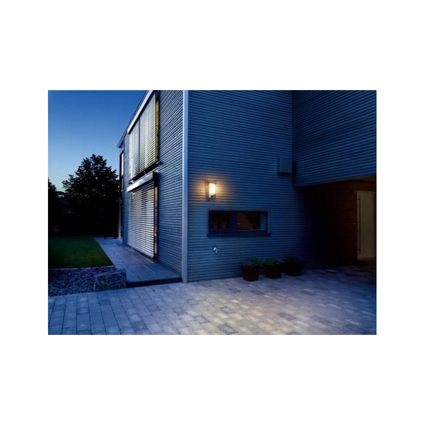 Philips - Εξωτερικό φωτιστικό τοίχου με αισθητήρα BRIDGE 1xE27/15W/230V IP44