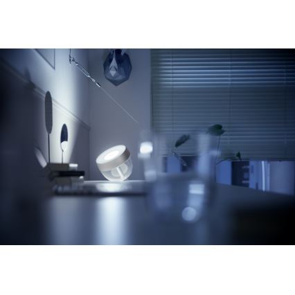 Philips - Επιτραπέζιο φωτιστικό LED RGB Dimmable Hue IRIS LED/8,2W/230V 2000-6500K ασημί