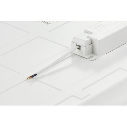 Philips - Χωνευτό πάνελ οροφής LED LEDINAIRE LED/34W/230V 60x60 cm 4000K UGR19 IP40
