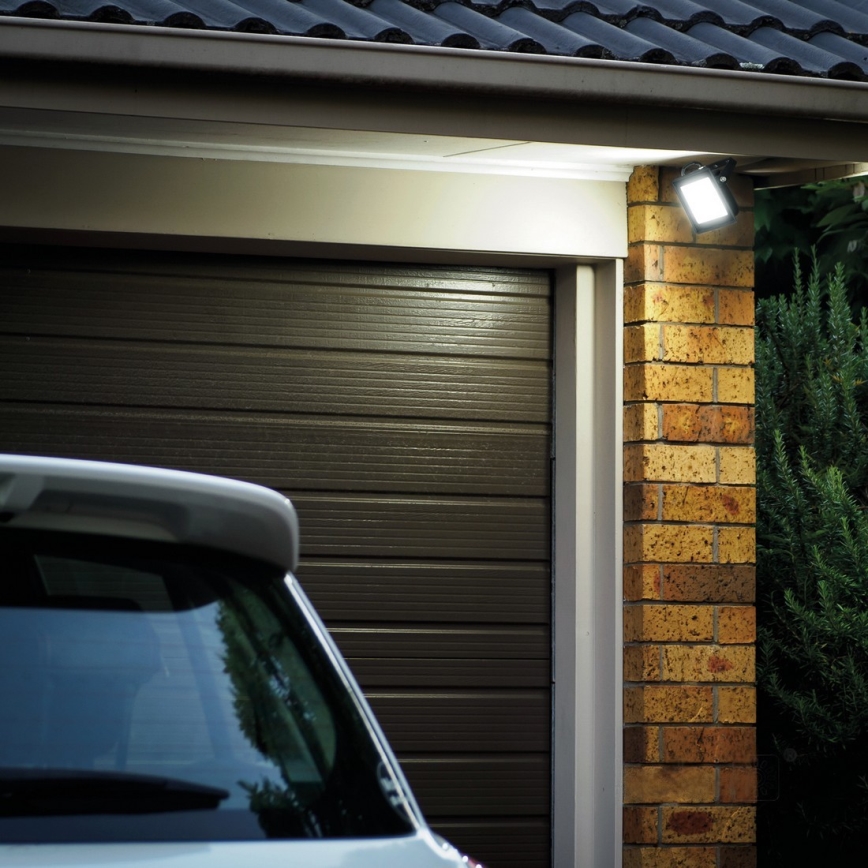 Προβολέας εξωτερικού χώρου LED LED/30W/230V IP65 6500K