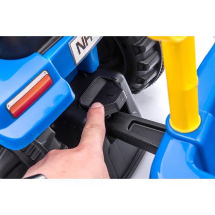 Περπατούρα αυτοκίνητο NEW HOLLAND 2xAA μπλε/μαύρο