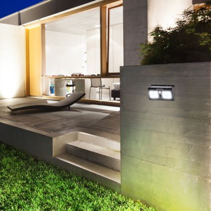 Rabalux - LED Ηλιακό Επιτοίχιο Φωτιστικό με Αισθητήρα IP44 1200 mAh