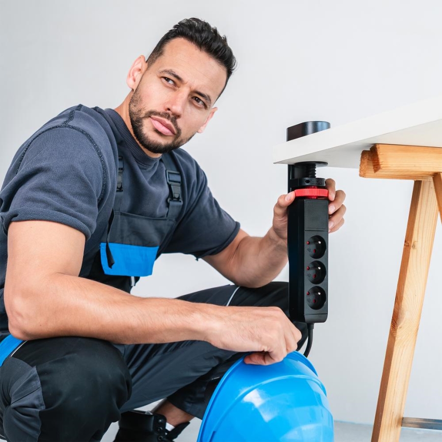 Καλώδιο επέκτασης με σφιγκτήρα για γραφείο 3 υποδοχές Τύπου E + 2xUSB-A + 1xUSB-C 1,5m μαύρο