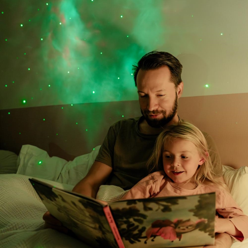 Retlux - LED παιδικός προβολέας 230V αστροναύτης 23,3 cm + τηλεχειριστήριο