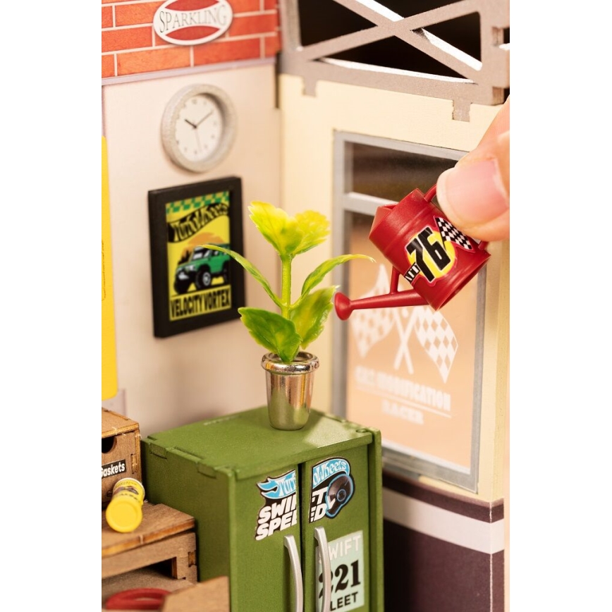 RoboTime - Μινιατούρα σπιτιού Γκαράζ 2xAAA