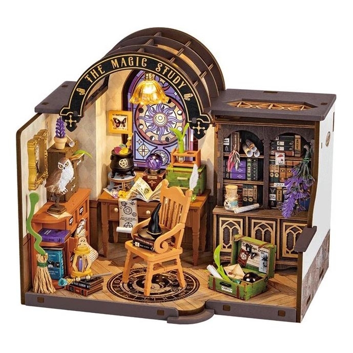 RoboTime - Μινιατούρα σπιτιού Γραφείο μάγου 2xAAA