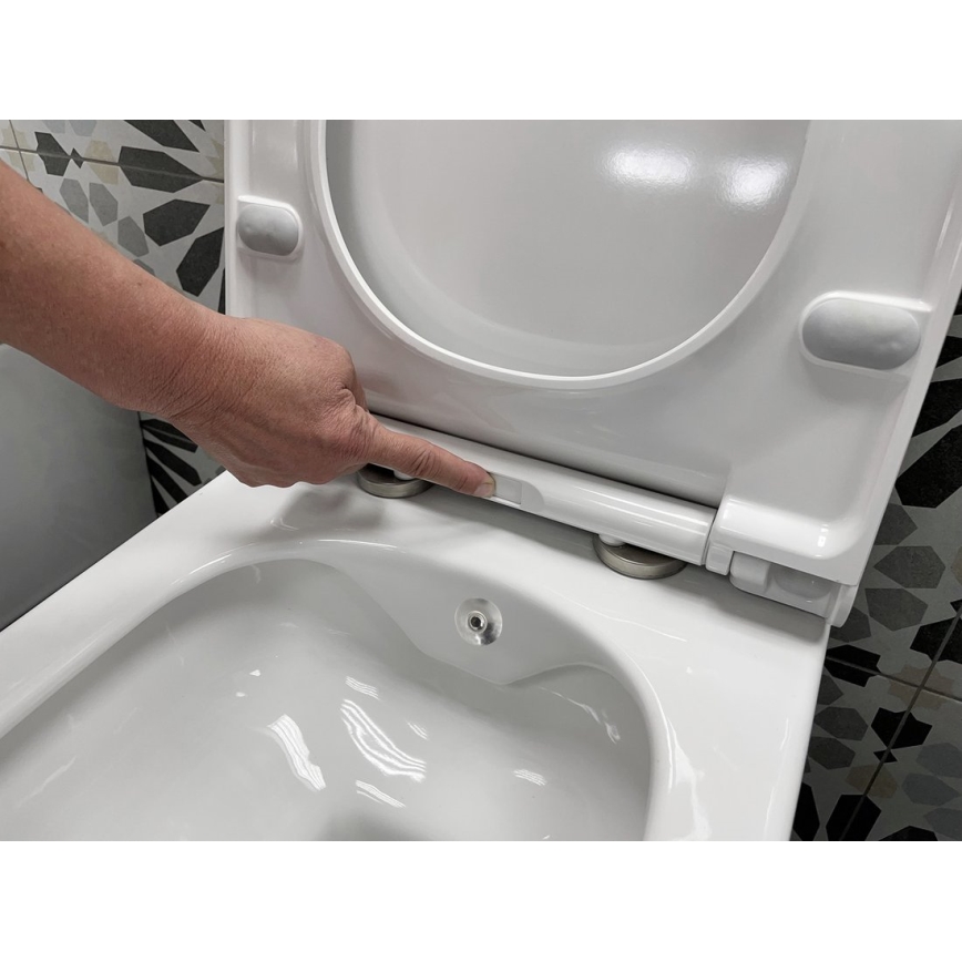 Sapho - Κρεμαστή λεκάνη WC με ψεκαστήρα μπιντέ AVVA CLEANWASH κεραμική/λευκή