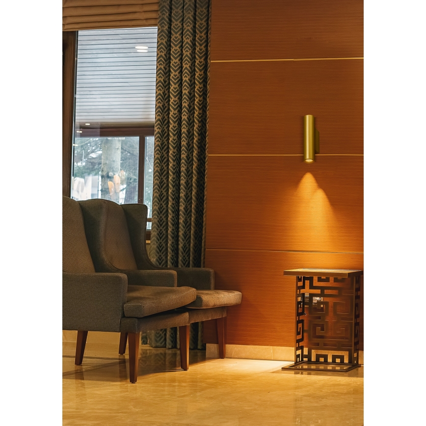 Searchlight - Επιτοίχιο φωτιστικό BEACON 2xGU10/10W/230V χρυσό