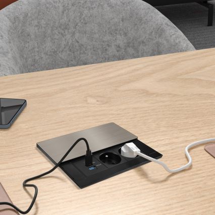 Εντοιχιζόμενη πρίζα 65W με 2 υποδοχές + USB-A + USB-C