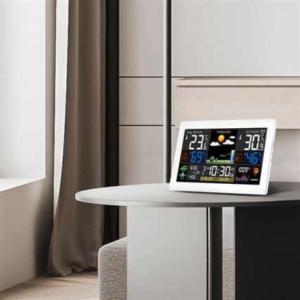 Μετεωρολογικός σταθμός με έγχρωμη οθόνη LCD 5V/2xAA + 2xAA