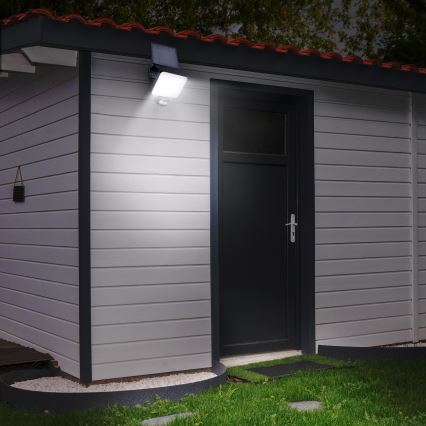 LED Ηλιακός προβολέας με αισθητήρα κίνησης LED/11W/3,7V 4400mAh 3000K/4000K/6500K IP54