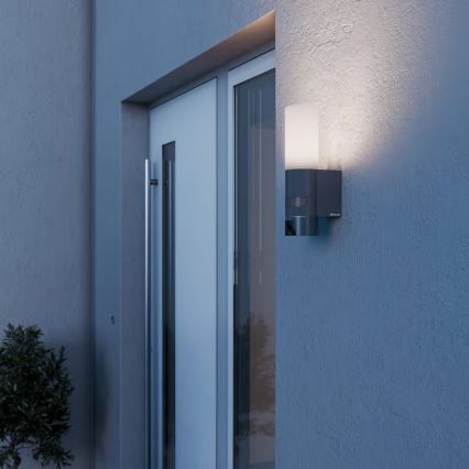 Steinel 092597 - LED Εξωτερικό φωτιστικό με αισθητήρα και κάμερα L 620 LED/13,5W/230V IP44