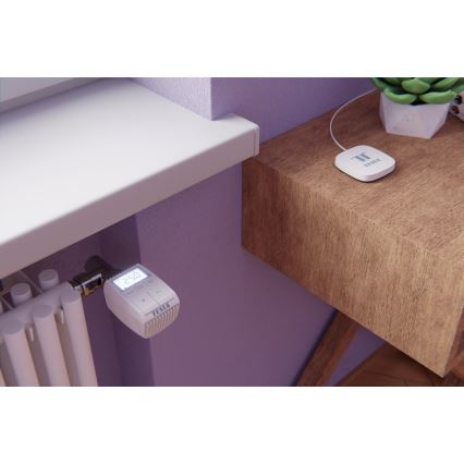 TESLA Smart - ΣΕΤ 3x Έξυπνη ασύρματη θερμοστατική κεφαλή 2xAA + έξυπνη πύλη Hub Zigbee Wi-Fi