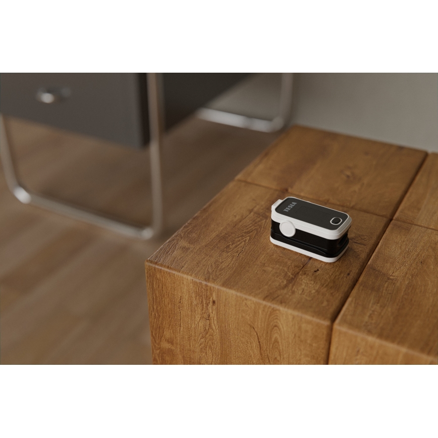 TESLA Smart - Έξυπνος παλμικός οξύμετρος 2xAAA IP22