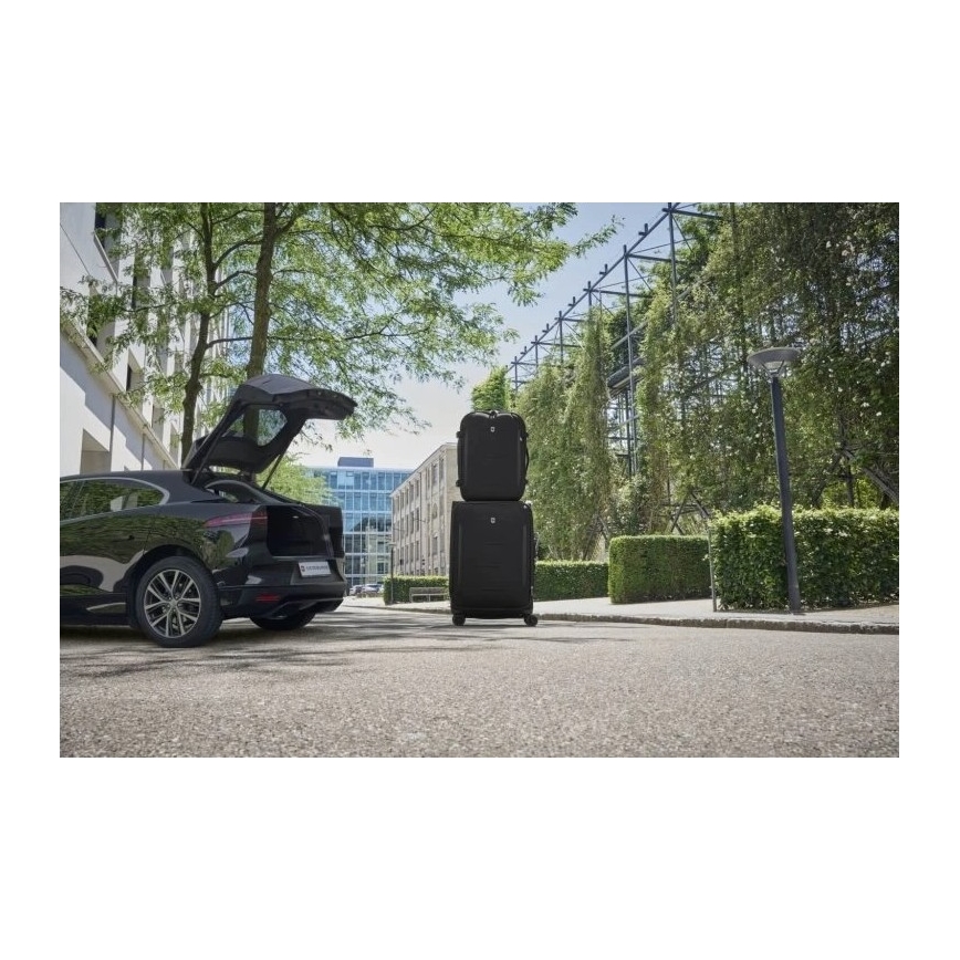 Victorinox - Επεκτεινόμενο σακίδιο πλάτης Crosslight Boarding 37 l μαύρο